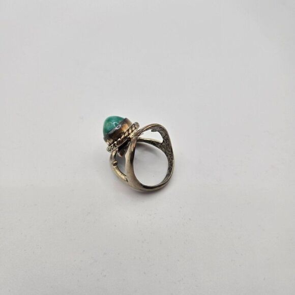 Vintage Sterling Silver Ring Turquoise Center Stone Size 7 Statement Ring - Picture 4 of 5